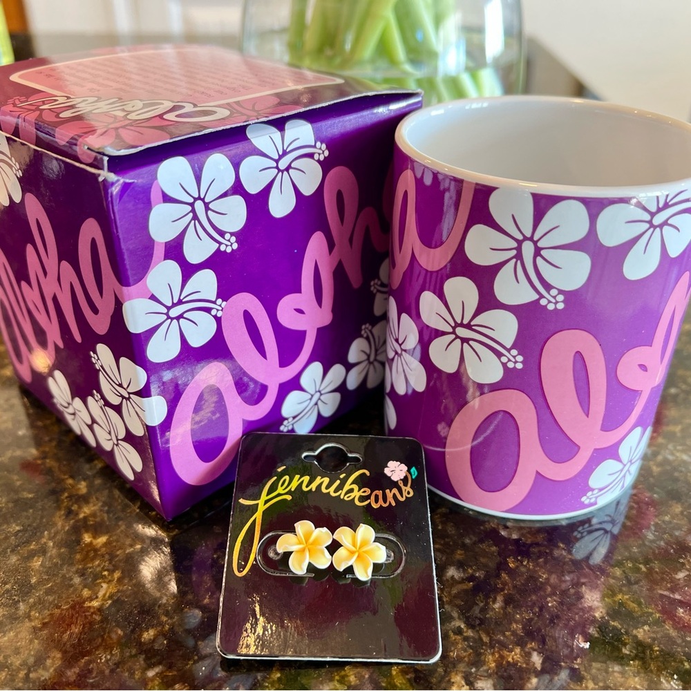 Coffee Mug + Earrings a perfect souvenir set from Hawaii at great price!!